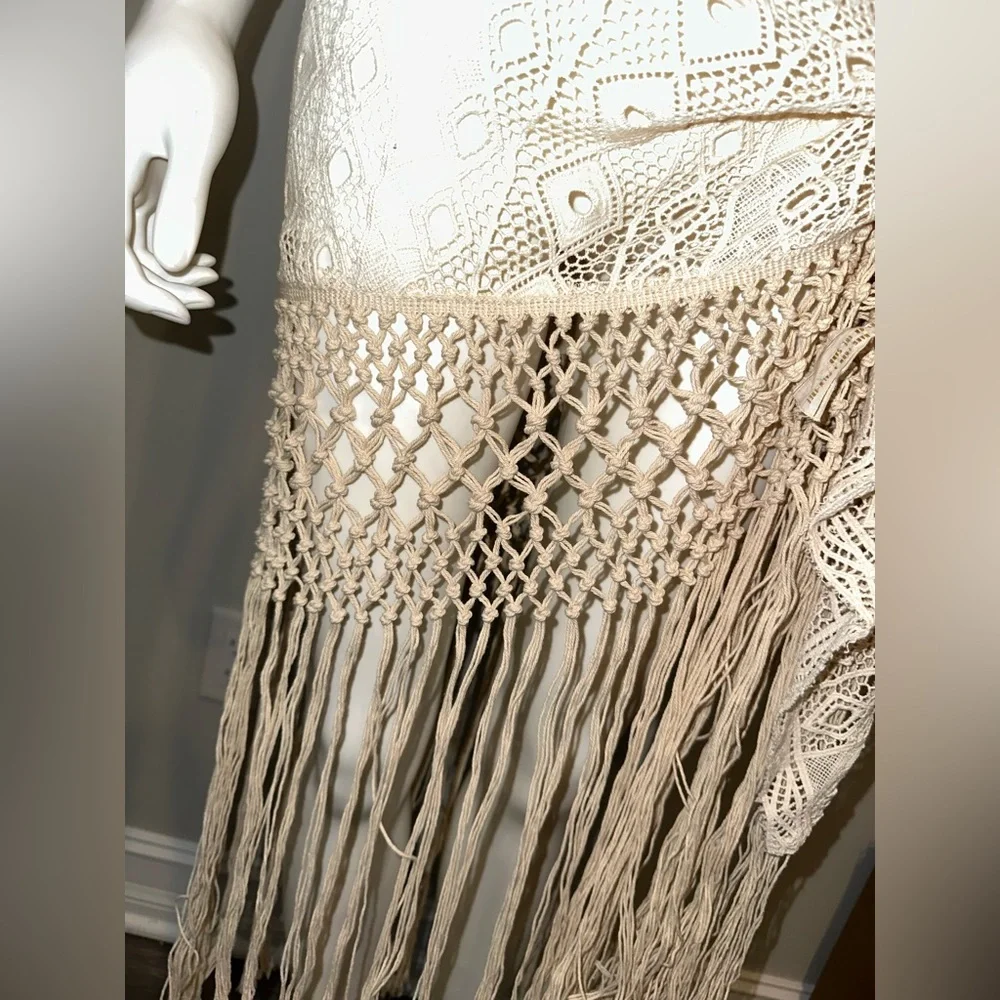 Jens Pirate Booty “Sagrada” Cream Crochet Macrame Fringe Swim Cover-Up OS - Picture 6 of 8